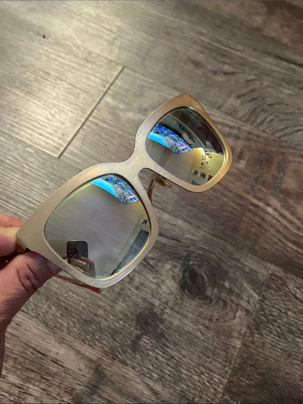 Diff Eyewear Cat Eye Sunglasses in Gold Frame with Rose-Tinted Lenses
